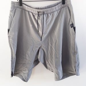 NWOT UNRL Stride Shorts Men's L